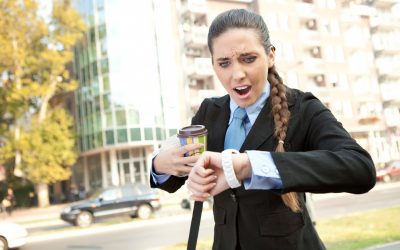La ciencia detrás del hábito de llegar tarde a las reuniones