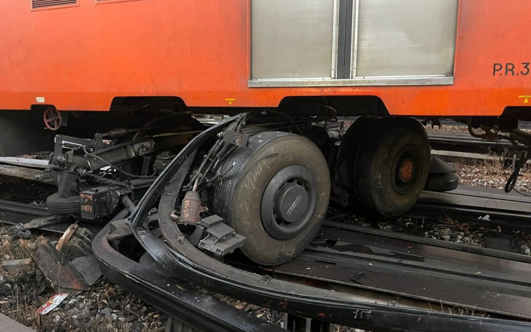 La teoría conspirativa detrás del descarrilamiento del metro de CDMX