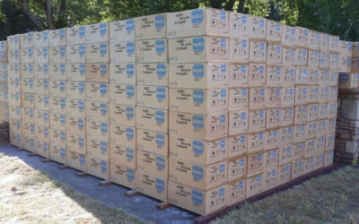 Más de 2,200 computadoras fueron guardadas en un granero por 23 años, ahora el dueño las vende por eBay por poco menos de 2,000 pesos